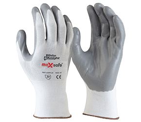 MAXISAFE GLOVES WHITE KNIGHT NYLON COAT FOAM-NITRILE PALM SM